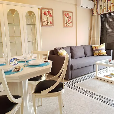 Belvilla By Oyo Sky-high Seaside Flat, Cleaning Included Daire